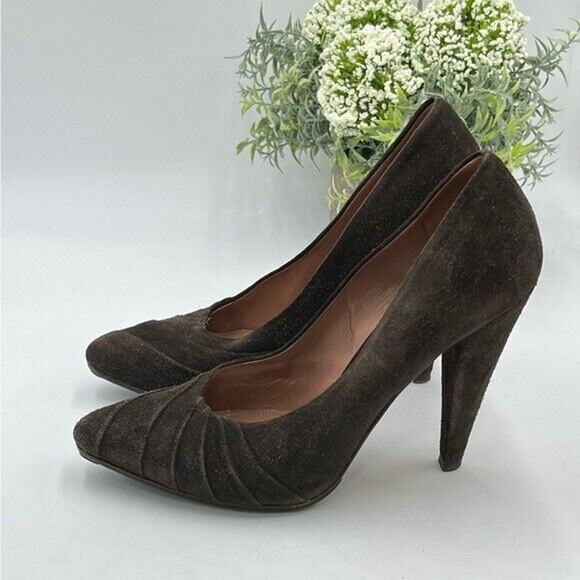 Prada Vintage Brown Suede Pumps Heels Size 37/6.5 With Toe Taps Cone Pleats Sole - Picture 4 of 16